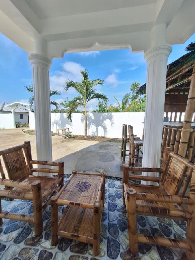 Joe'S Castle Bed & Breakfast Sagbayan Ngoại thất bức ảnh