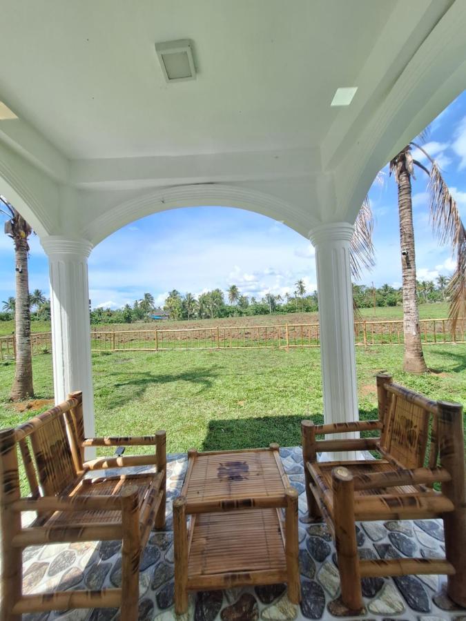 Joe'S Castle Bed & Breakfast Sagbayan Ngoại thất bức ảnh